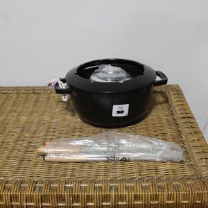 Staub | Kitchen | Nwot Staub Pineapple Knob | Poshmark